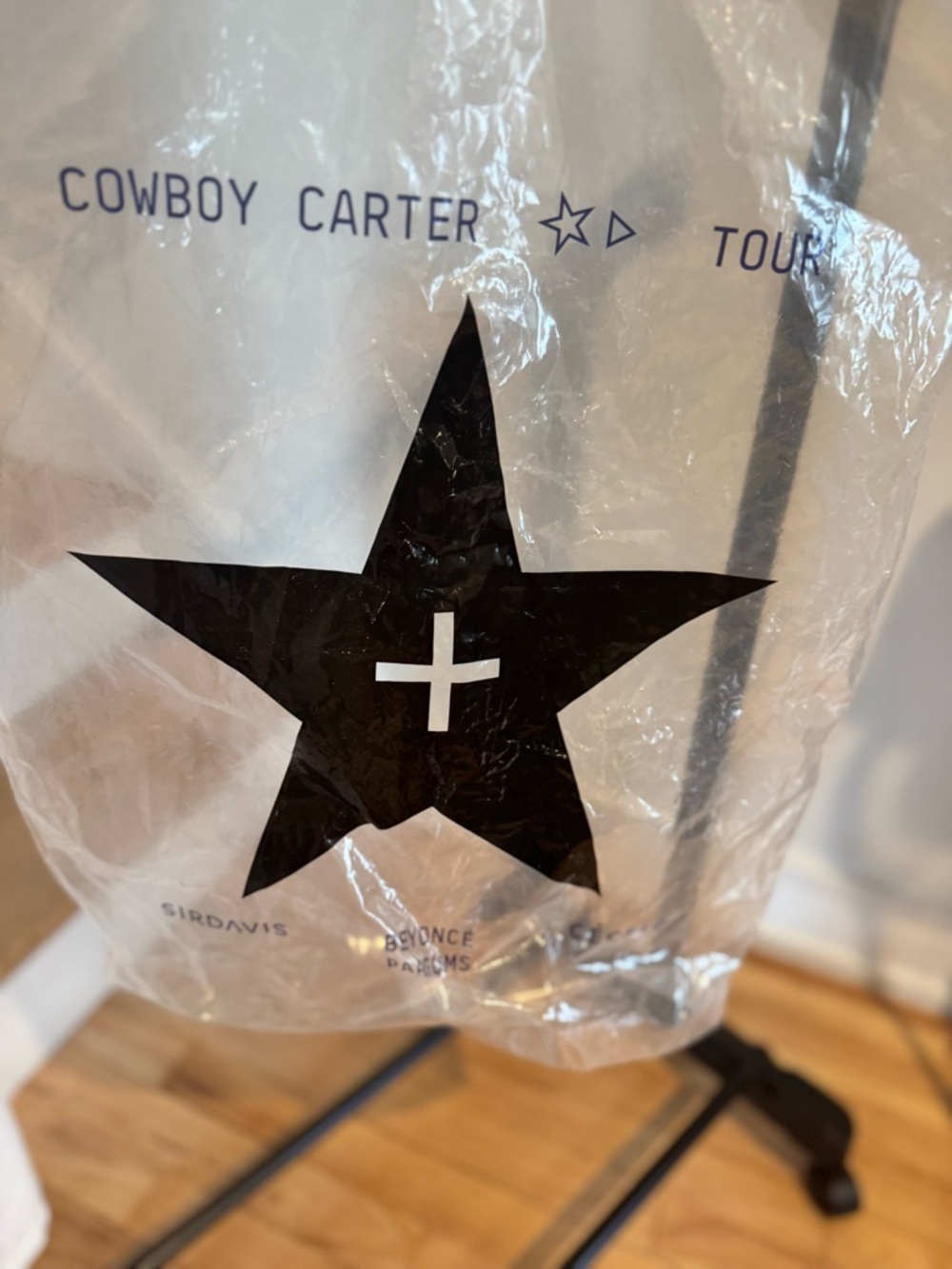 Beyoncé Cowboy Carter White Graphic Short Sleeve Tee - Picture 7 of 7